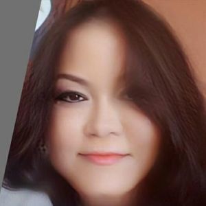 Meet your Posher, Mayra lee